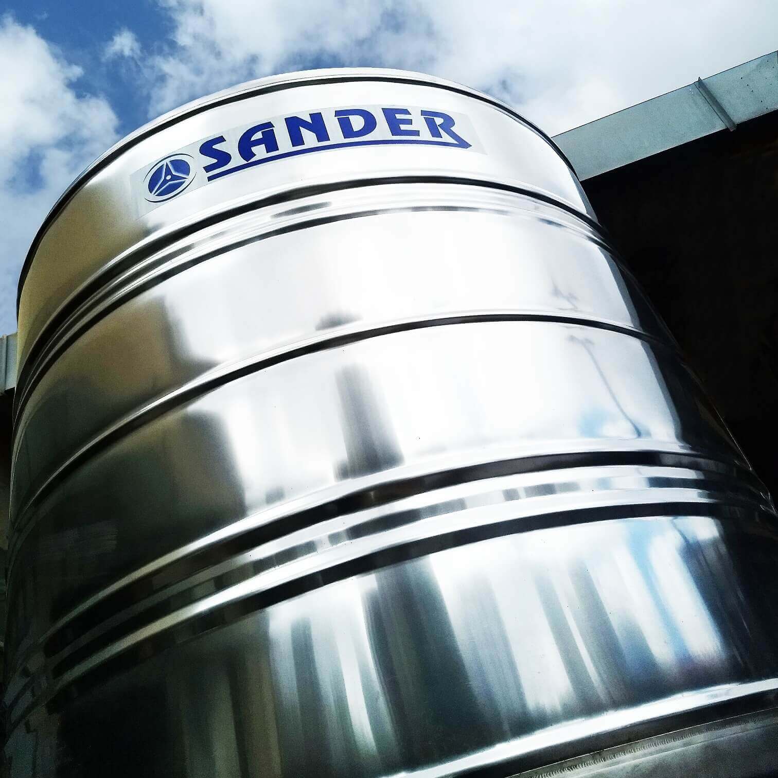 Caixa d’água de aço inox Sander