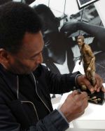 Escultura de Metal: A Arte que Transforma Espaços