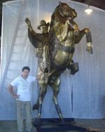 Escultura de Metal: A Arte que Transforma Espaços