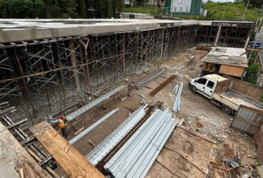 Escoramento para laje Zona Sul