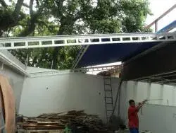 Toldo de Trilho